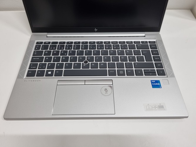 HP_EliteBook_840_G8_3