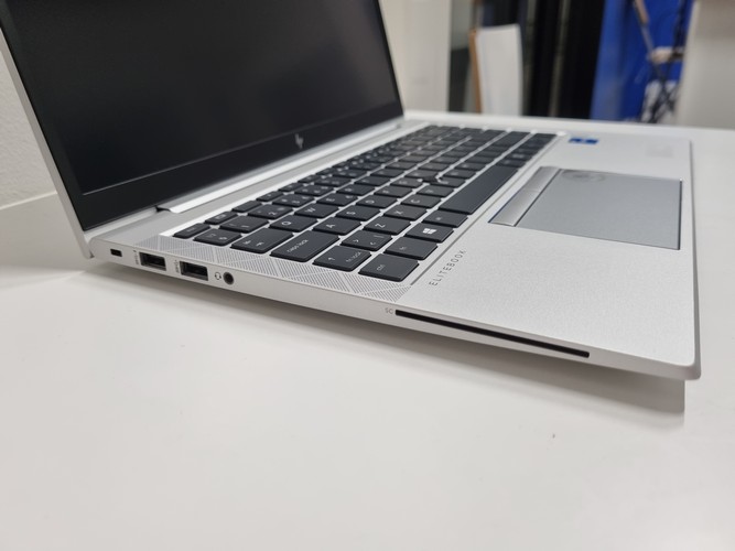 HP_EliteBook_840_G8_5