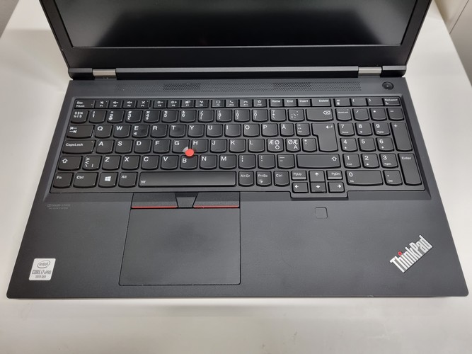 Thinkpad_p15gen1_2